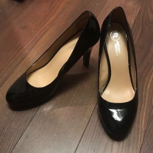 Black patent pumps